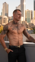 MAX-MELBOURNE-TOPLESS-HOST