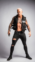 1_JUSTIN-LEO-SYDNEY-STRIPPER-COP