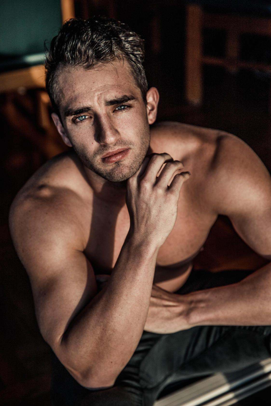 Levi-Adelaide-topless-waiter-and-male-entertainer-1