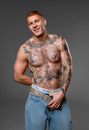 ALEX SEXY TOPLESS WAITER BRISBANE